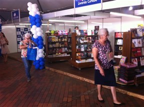 Dia do Livro movimenta a 2ª Festa Literária de Maringá
